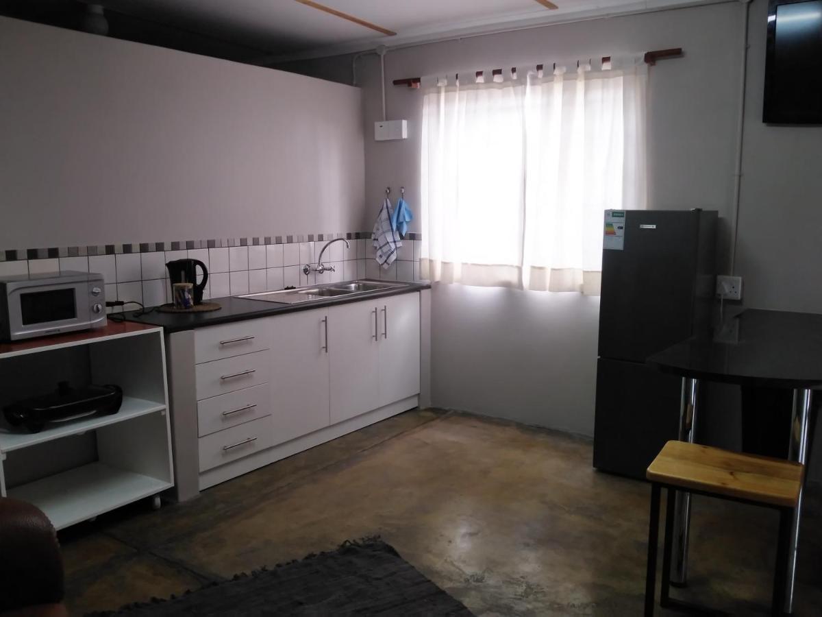 Die Windpomp Guesthouse Gobabis المظهر الخارجي الصورة