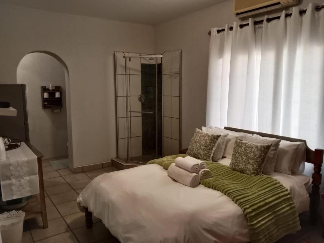 Die Windpomp Guesthouse Gobabis المظهر الخارجي الصورة